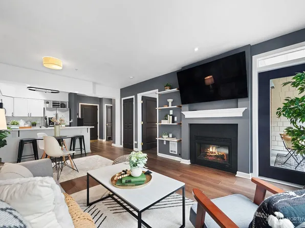 1525 NW 57th Street #216, Seattle, WA 98107