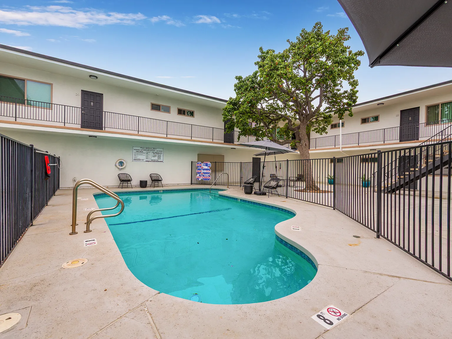 Riviera Apartment Homes — Photo 4