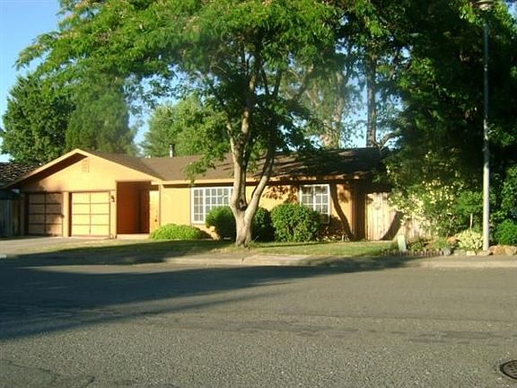 2nd image of 1357 Laurel Ave