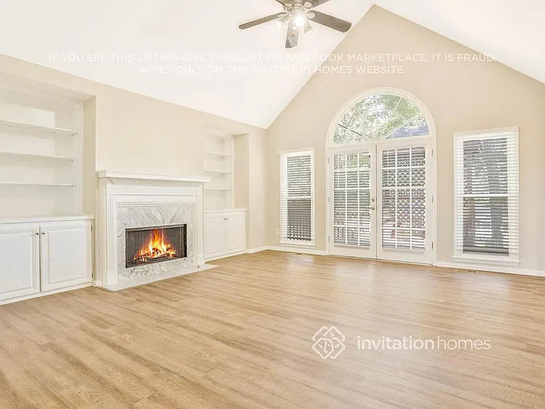 2447 Doubletree Dr NW — Photo 7