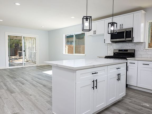 5th image of 517 Vera Ave