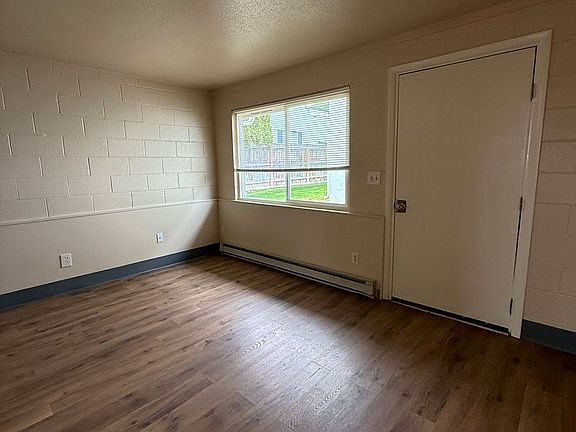 4th image of 1006 W Pear Ave #3