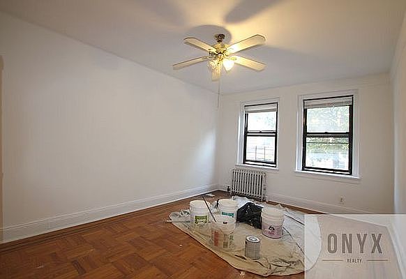 1st image of 62-64 Saunders St #S1