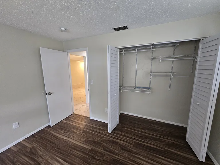 145 Pinellas Way N #7 — Photo 5