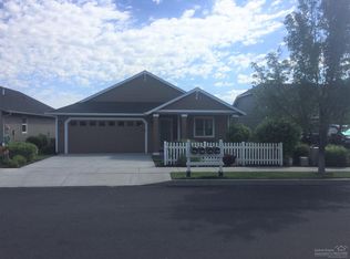 3606 SW 29th St, Redmond, OR 97756