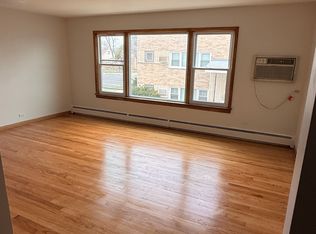 10229 Chestnut Ave #1F, Franklin Park, IL 60131