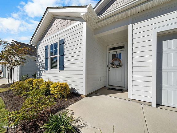 5th image of 3109 Lochgreen Circle