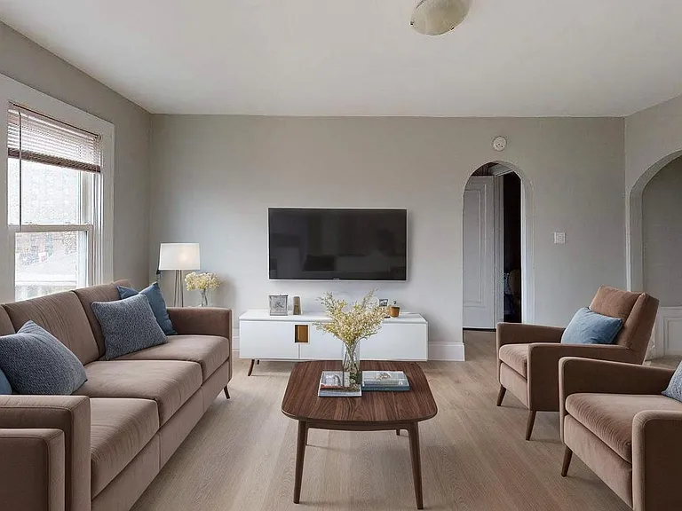 1290 Ouellette Ave #306 — Photo 2