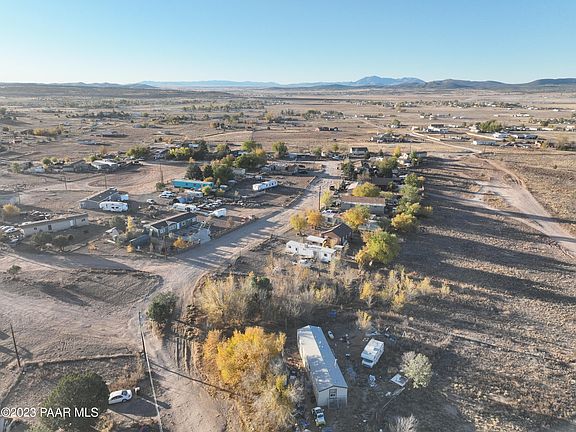 2nd image of 25170 N Lakeside Dr