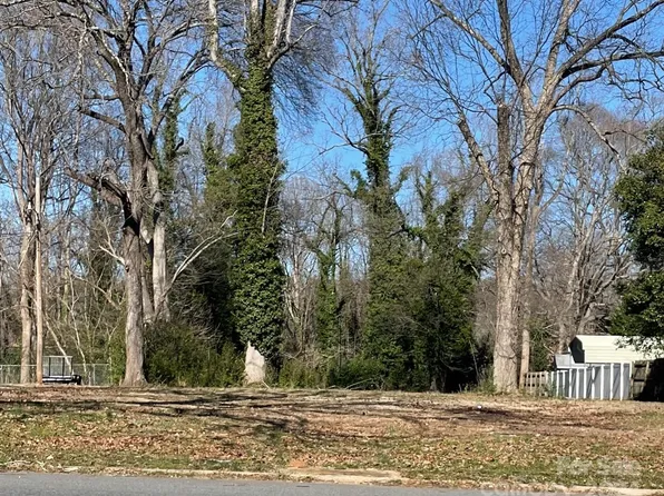356 Main St, Mc Adenville, NC 28101