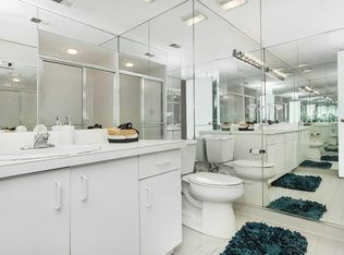 30450 Orchard Lake Rd UNIT 71, Farmington Hills, MI 48334