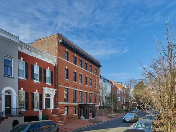 3016 Dumbarton St NW, Washington, DC