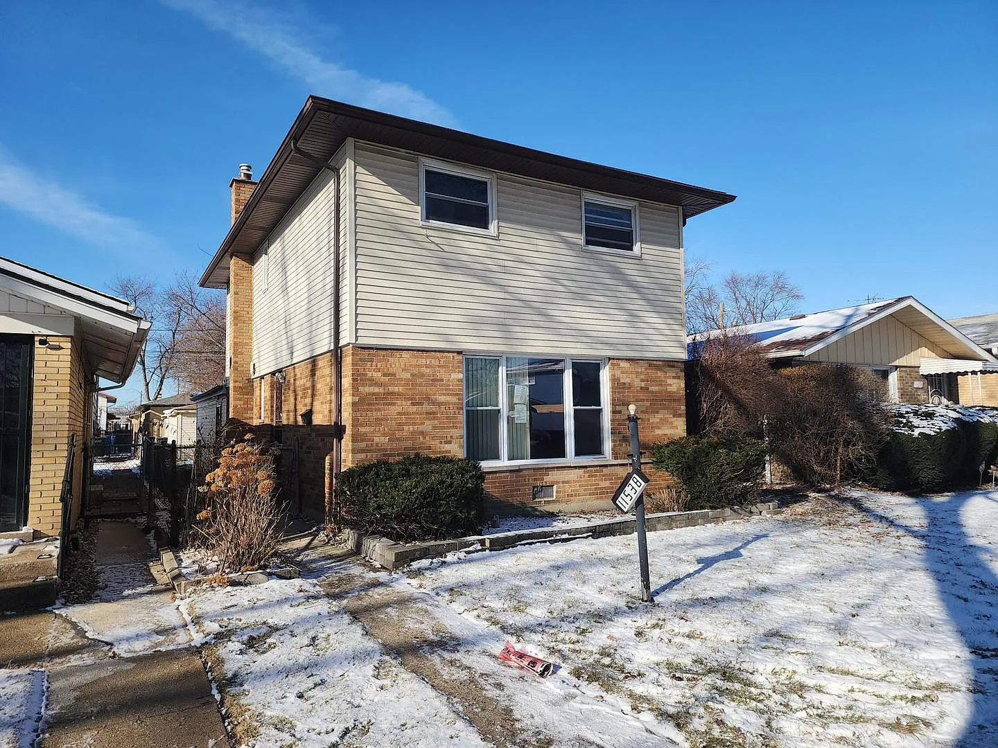 11538 S Laflin St photo 1