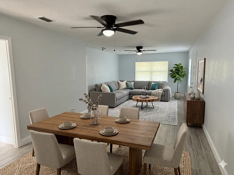 4721 E Castlewood Dr — Photo 1