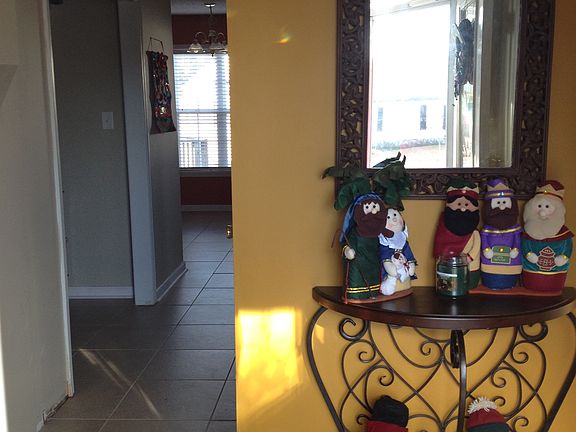 2nd image of 116 Trailwood Dr