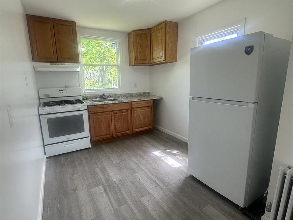 52 Talmadge St #1