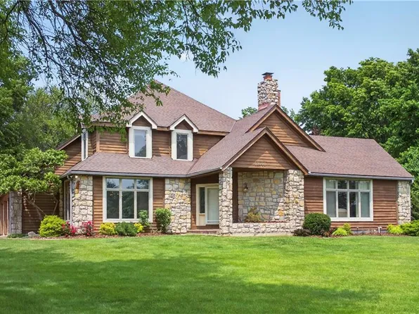 11000 W 177th Ter, Overland Park, KS 66221