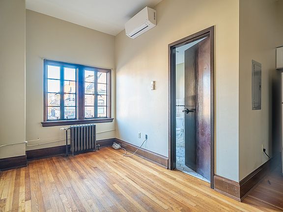 5th image of 330 Linwood Ave #201