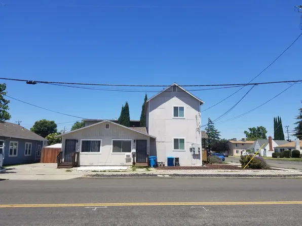 805 8th St, Marysville, CA 95901