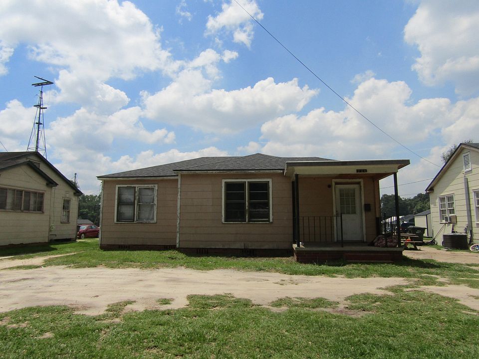 1st image of 716 E College St
