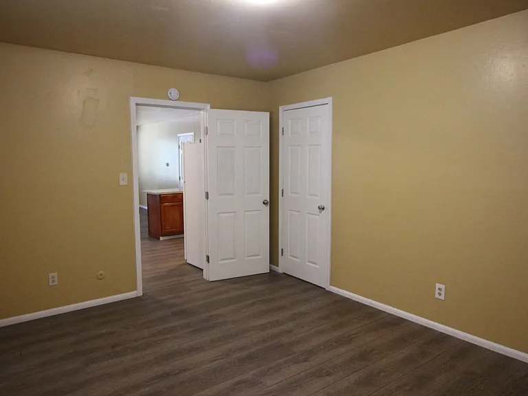 500 Sonoma Ave — Photo 4