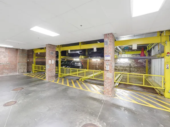 650 Montgomery Street image 22 of 33