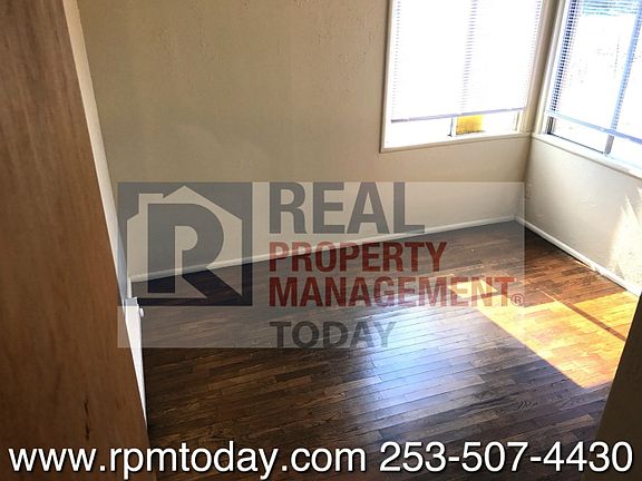 4th image of 8420 1/2 S Tacoma Way APT 3