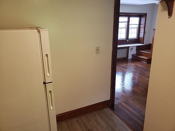 5th image of 121 South Ave #18