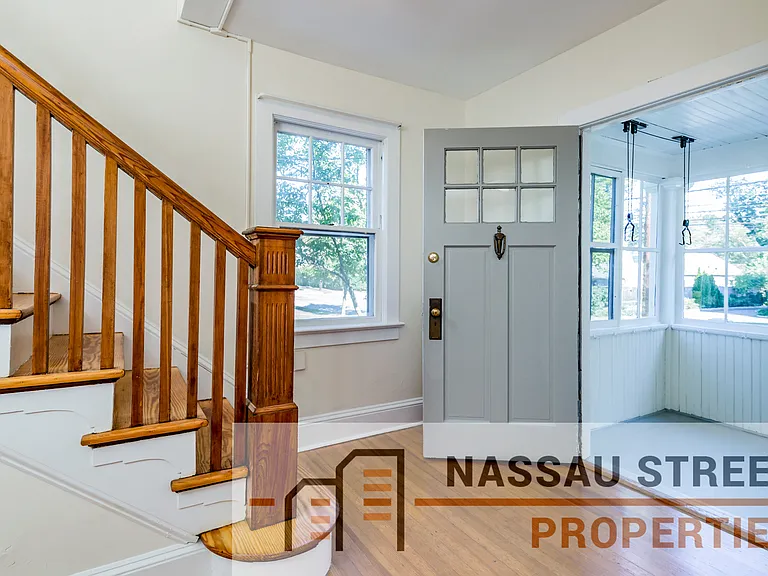 75 S Harrison St — Photo 3