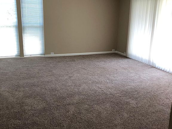 4th image of 2101 Donald Dr APT 25
