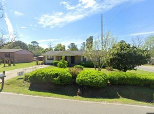 331 4th Ave NW, Cairo, GA 39828