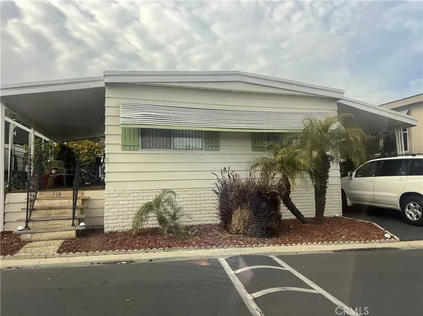 10681 Oak St Space 14, Los Alamitos, CA 90720