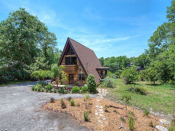 4th image of 1251 Lake Asbury Dr
