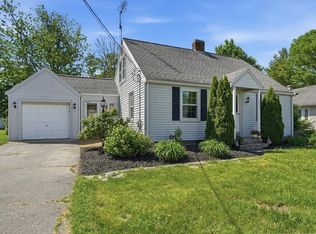 208 W Center St, West Bridgewater, MA 02379