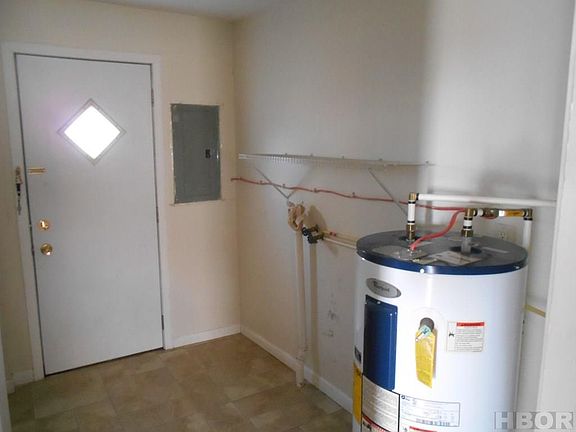 2nd image of 337 Cleveland St