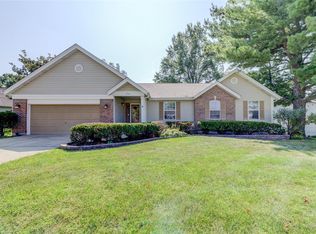 2968 Berwick Ct, Saint Charles, MO 63303