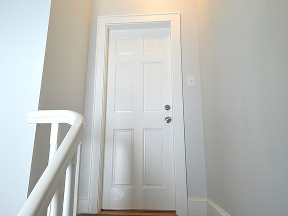 4th image of 89 Mackubin St #B