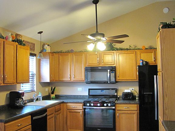 5th image of 904 Cottonwood Dr