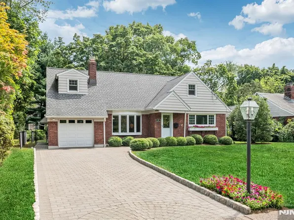 155 Main St, Glen Rock, NJ 07452