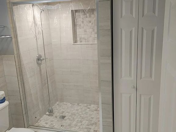 5th image of 1729 N Melvina Ave #Basement