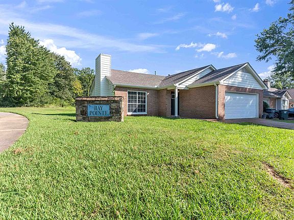 4th image of 2591 Bay Pointe Cir E