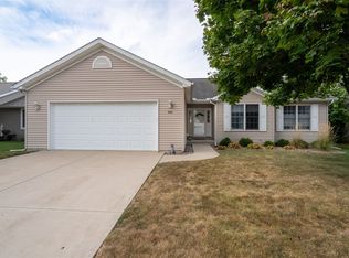 2253 Elwood Ln, Normal, IL 61761