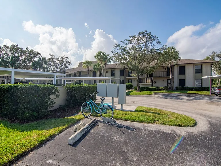 28 Plantation Dr #204 — Photo 26