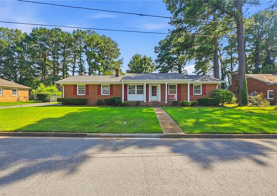 1st image of 405 Villanova Ave