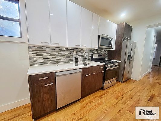 2nd image of 1301 Herkimer St APT 2