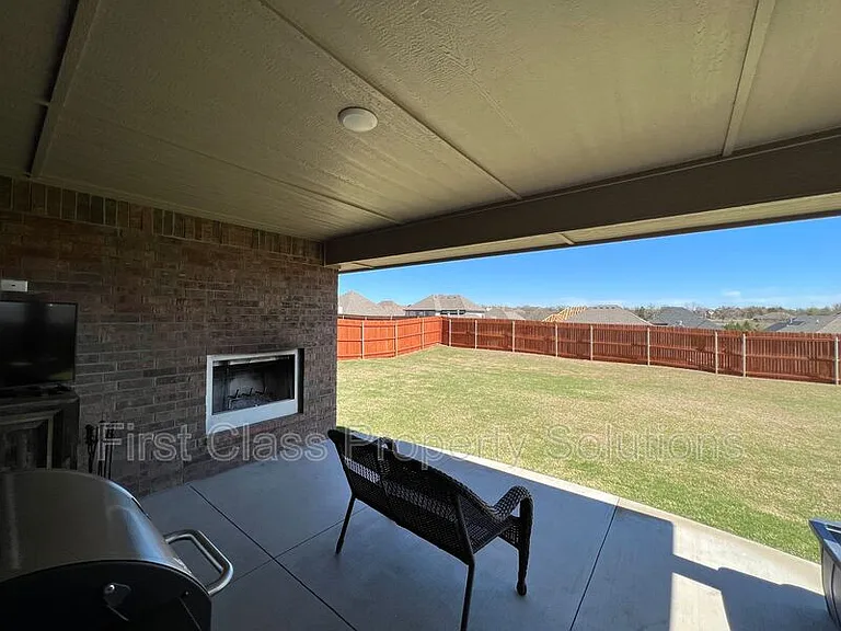 3116 Drake Crest Dr — Photo 42