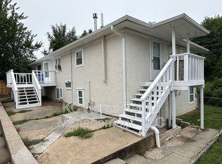 1104 N Scott Ave APT F, Belton, MO 64012