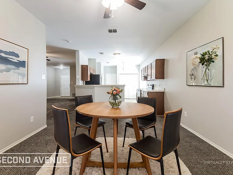 204 Freedom Trl — Photo 7