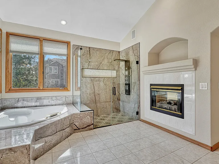 8406 Green Island Cir — Photo 68
