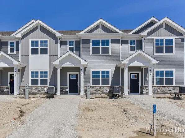 2411 Sonoma Trails Dr, Oswego, IL